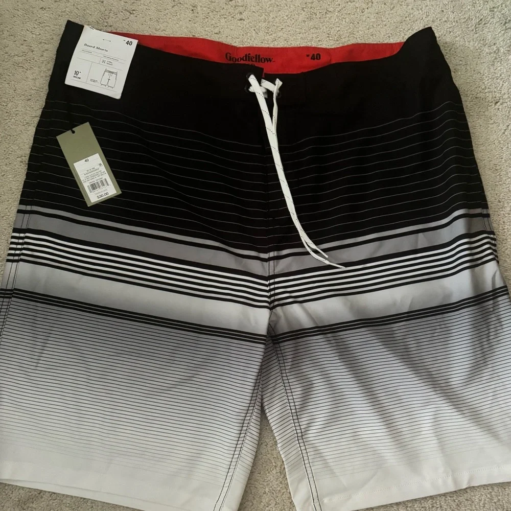 Good Fellow Size 40 Men’s Bathing Suit